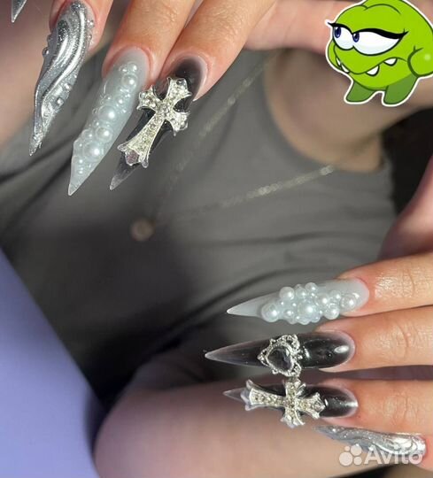 Наращивание ногтей