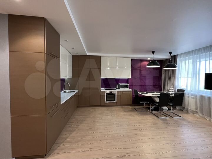 2-к. квартира, 73,3 м², 8/23 эт.