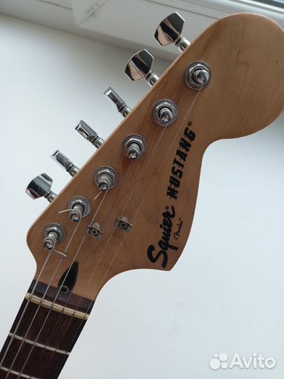 Электрогитара Fender Squier Mustang