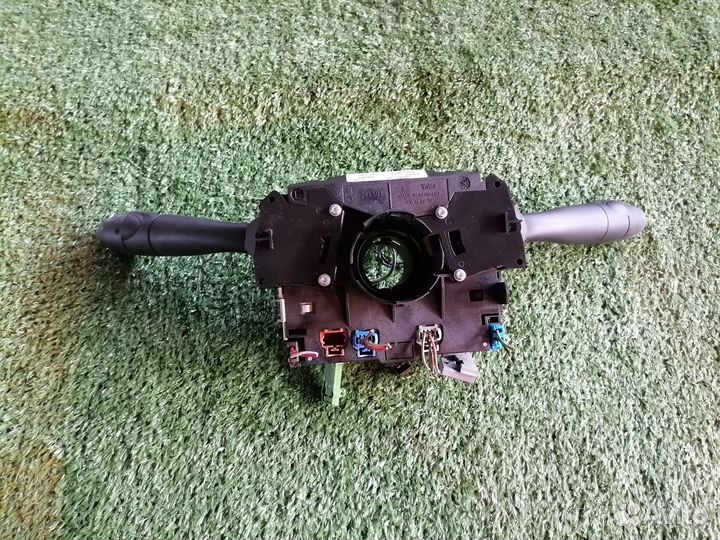 Блок подрулевых переключателей 96630717XT Peugeot