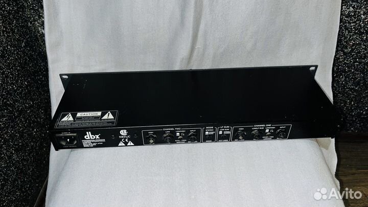 Радиомикрофон iu-2060