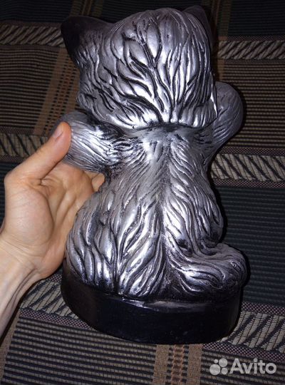 Статуэтка котёнок