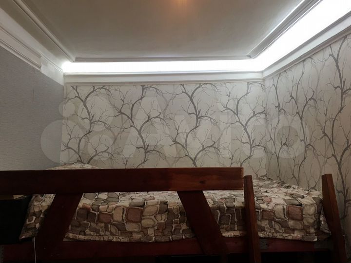 Комната 11 м² в 4-к., 4/5 эт.