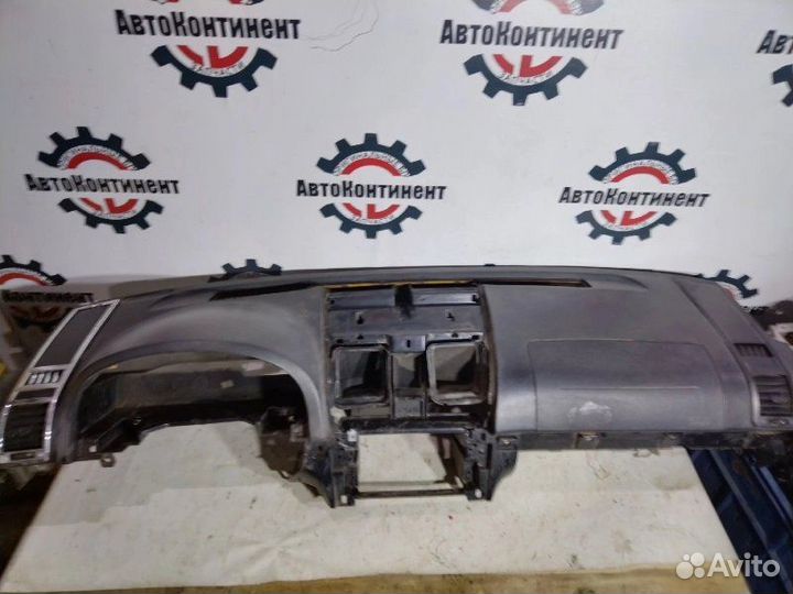 Панель передняя в салон Ssangyong Rexton 2006