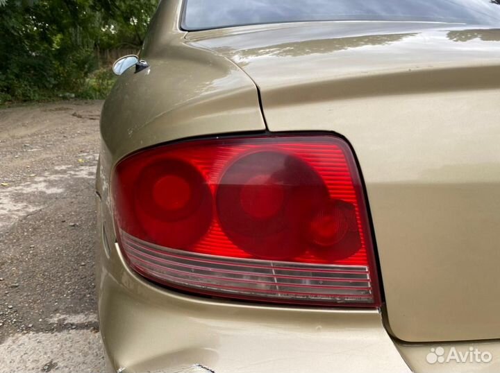 Фонарь задний левый Hyundai Sonata 4