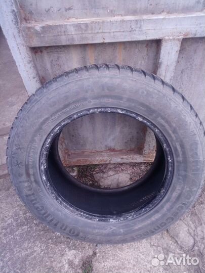 Continental Conti4x4IceContact 215/65 R16