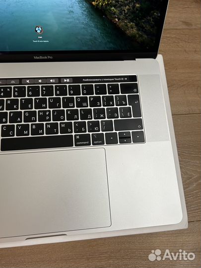 Apple MacBook Pro 15-inch 2018 6-core i7 /16/256Gb