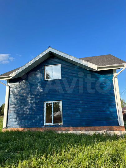 Дом 179 м² на участке 11 сот.