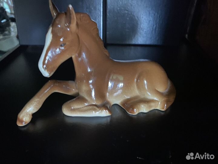 Фарфоровая статуэтка. Лошадь. ГДР 1970е