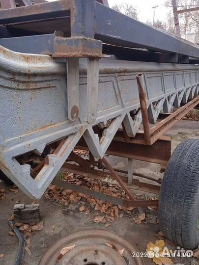 Лестница, чугунные ступени, косоур