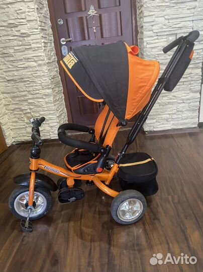 Велосипед детский трехколесный с ручкой