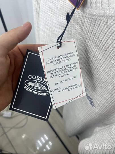 Свитер Cortiez