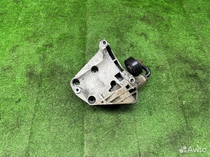 Кронштейн компрессора кондиционера Bmw X5 E53