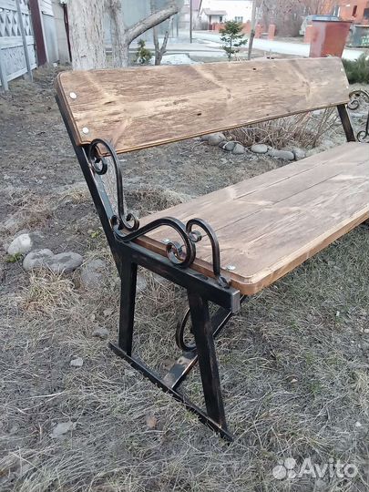 Кованные скамейки