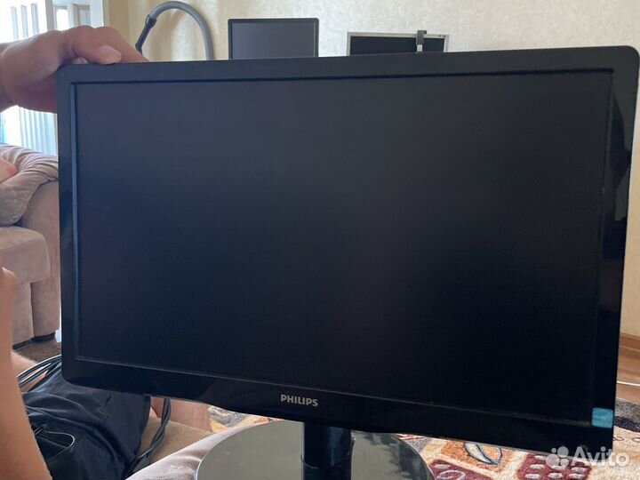 Монитор philips 196v4