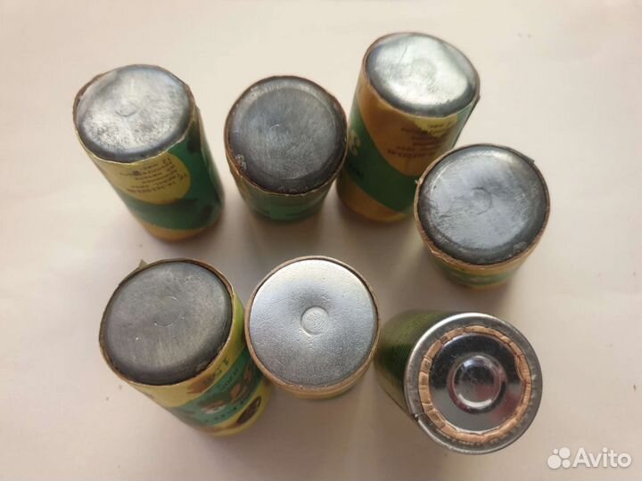 Батарейки из СССР большие, уже редкость