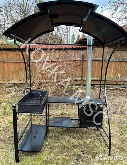 Мангал с крышей