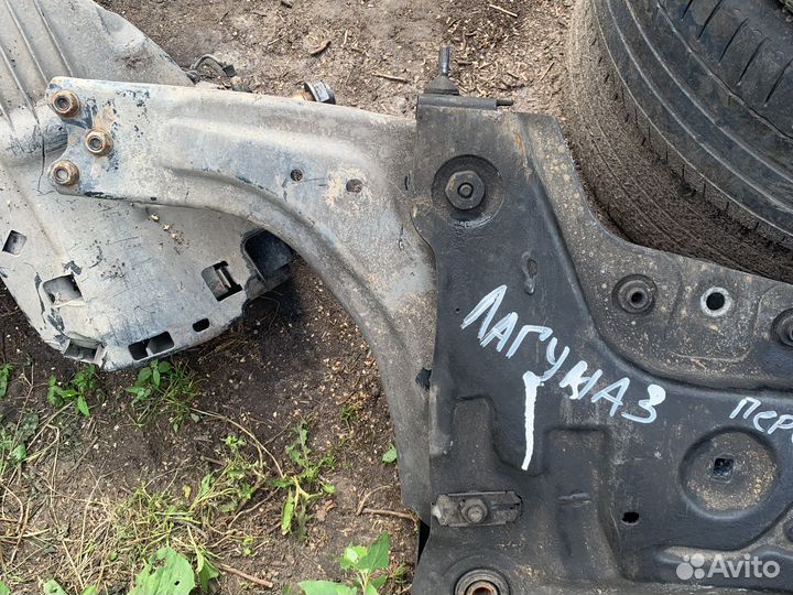 Передний подрамник в сборе laguna 3