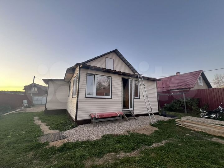 Дом 64 м² на участке 6 сот.