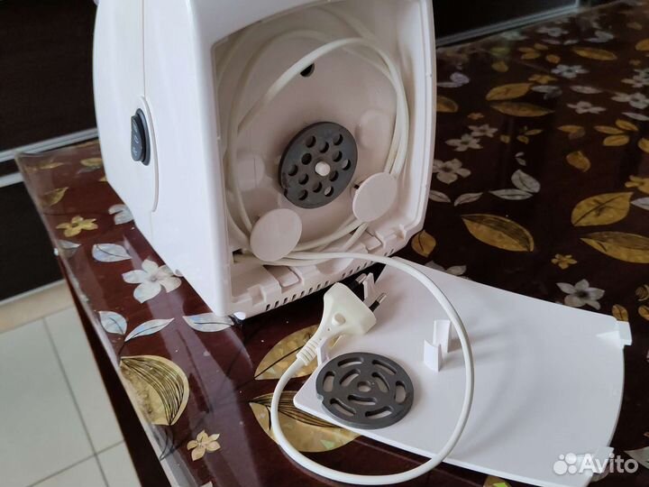 Мясорубка электрическая