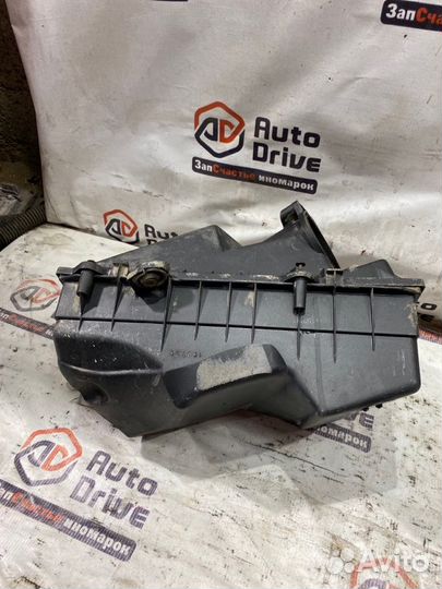 Корпус воздушного фильтра Skoda Octavia Tour AKL