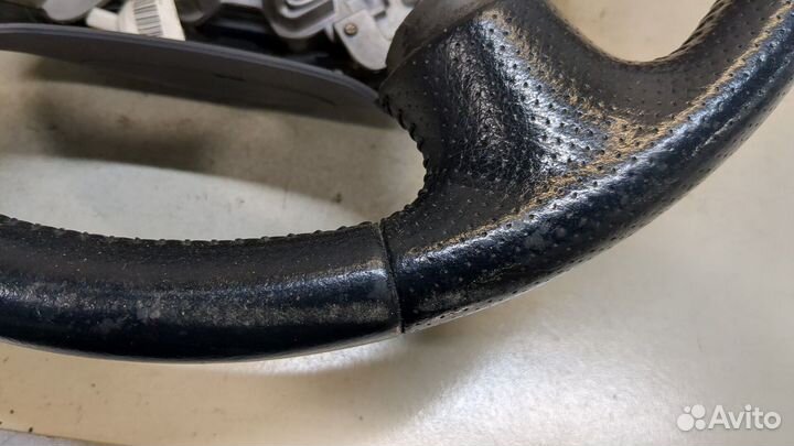 Руль Nissan Almera N16, 2004