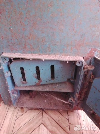 Твердотопливный котел новый с газовый приставкой