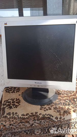 Монитор для компьютера бу