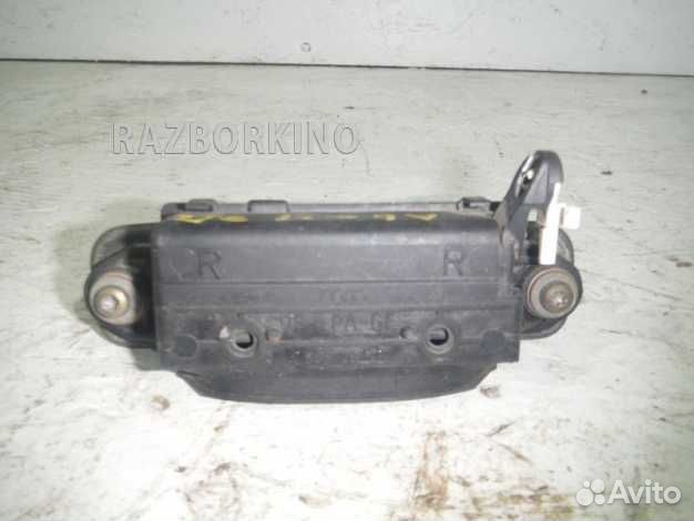 Ручка наружная задней правой двери Audi 80 B4