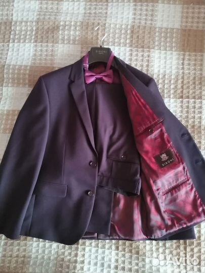 Костюм и рубашка