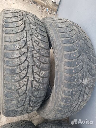 Accelera 651 21.5/60 R16 97B