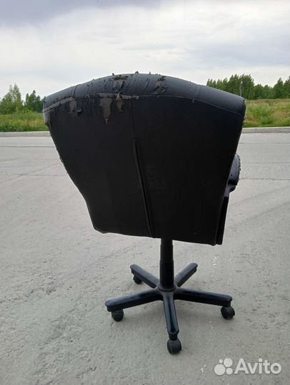 Компьютерное кресло