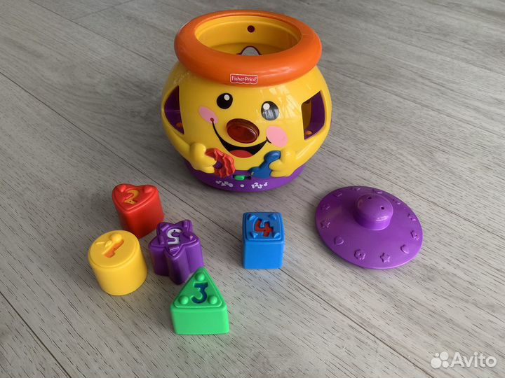 Развивающие игрушки для малышей пакетом