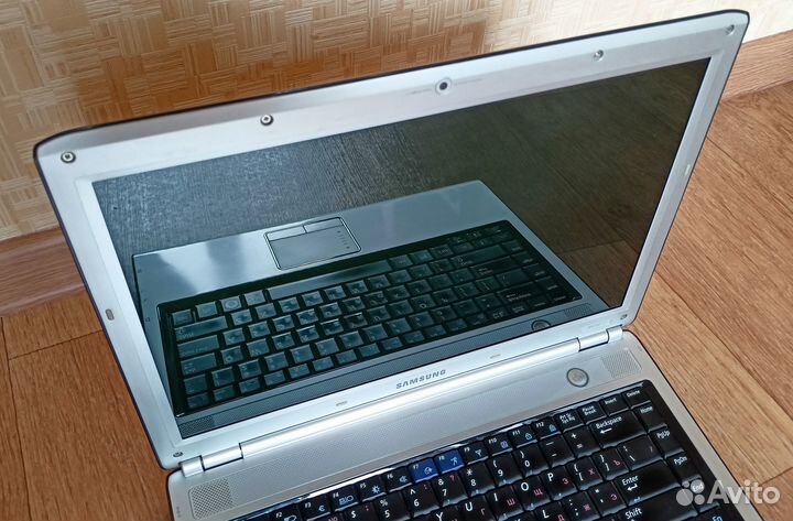 Ноутбук Samsung R410 plus 14