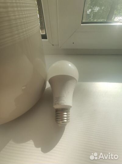 Умная лампочка hiper IoT A60