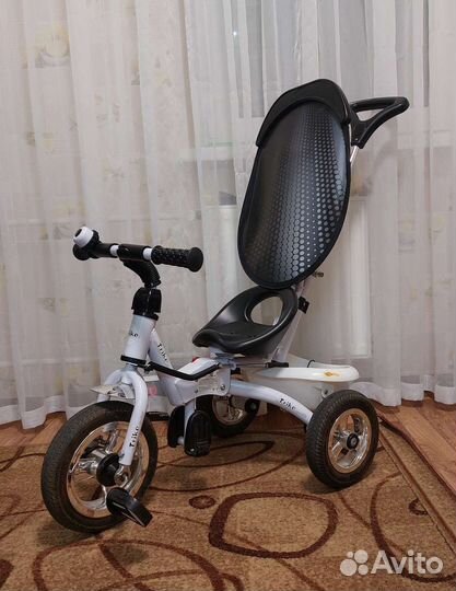 Трехколесный велосипед