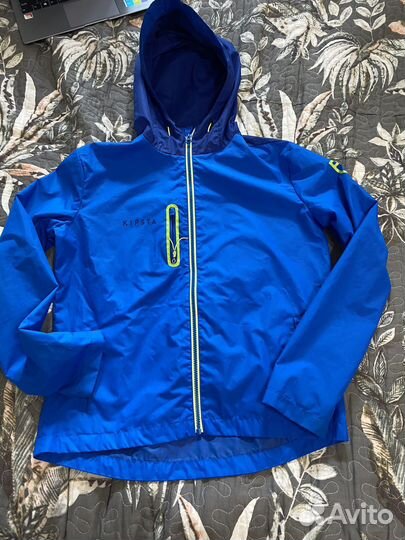 Куртка ветровка на парня Kipsta