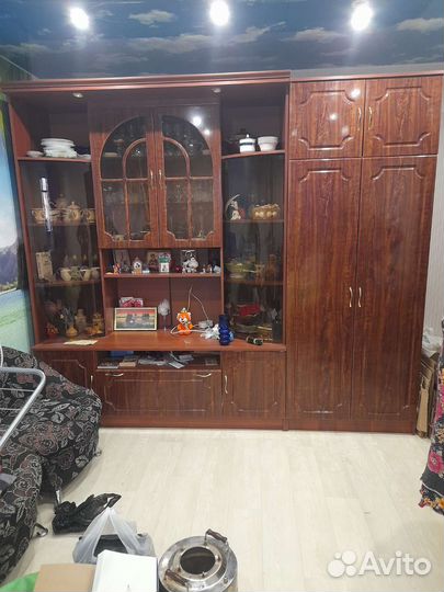 Стенка в гостиную бу