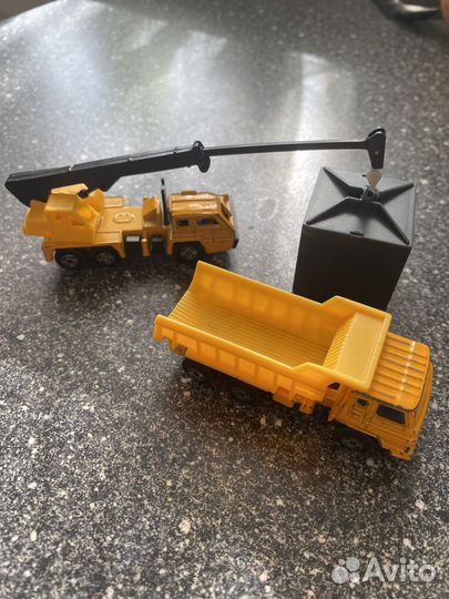 Машинки металлические игрушки