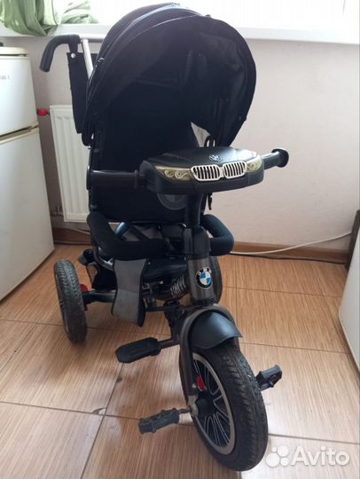 Детский велосипед с ручкой