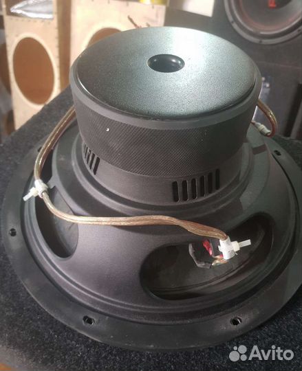 Сабвуфер моноблок