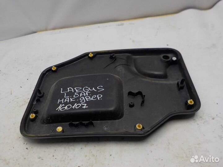 Обшивка двери багажника левая LADA Largus