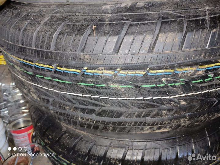 Continental ContiCrossContact LX2 215/65 R16