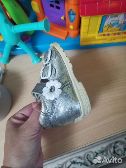 Сандалии для девочки