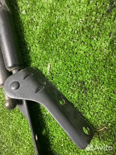 Амортизатор двери багажника Great Wall Hover H2