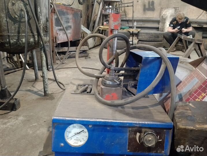 Пресс для клепки тормозных накладок Р335