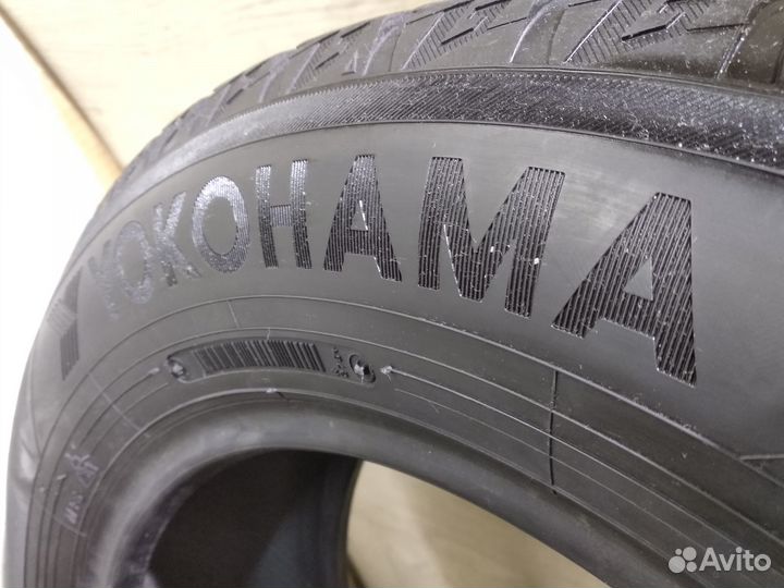 Yokohama Ice Guard IG60 205/55 R16