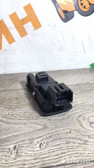 Блок управления стеклоподъемником,задний левый La