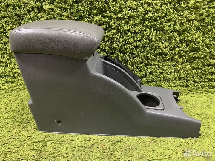 Подлокотник Chevrolet Lacetti J200