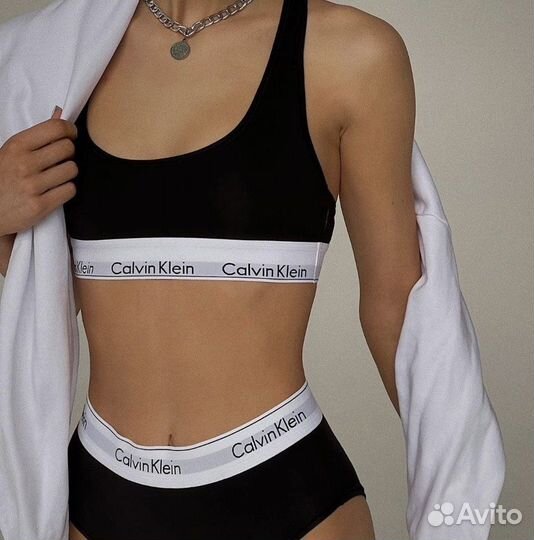 Комплект нижнего белья Calvin Klein